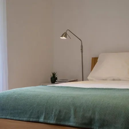 Urban Furnished Flat * Annecy